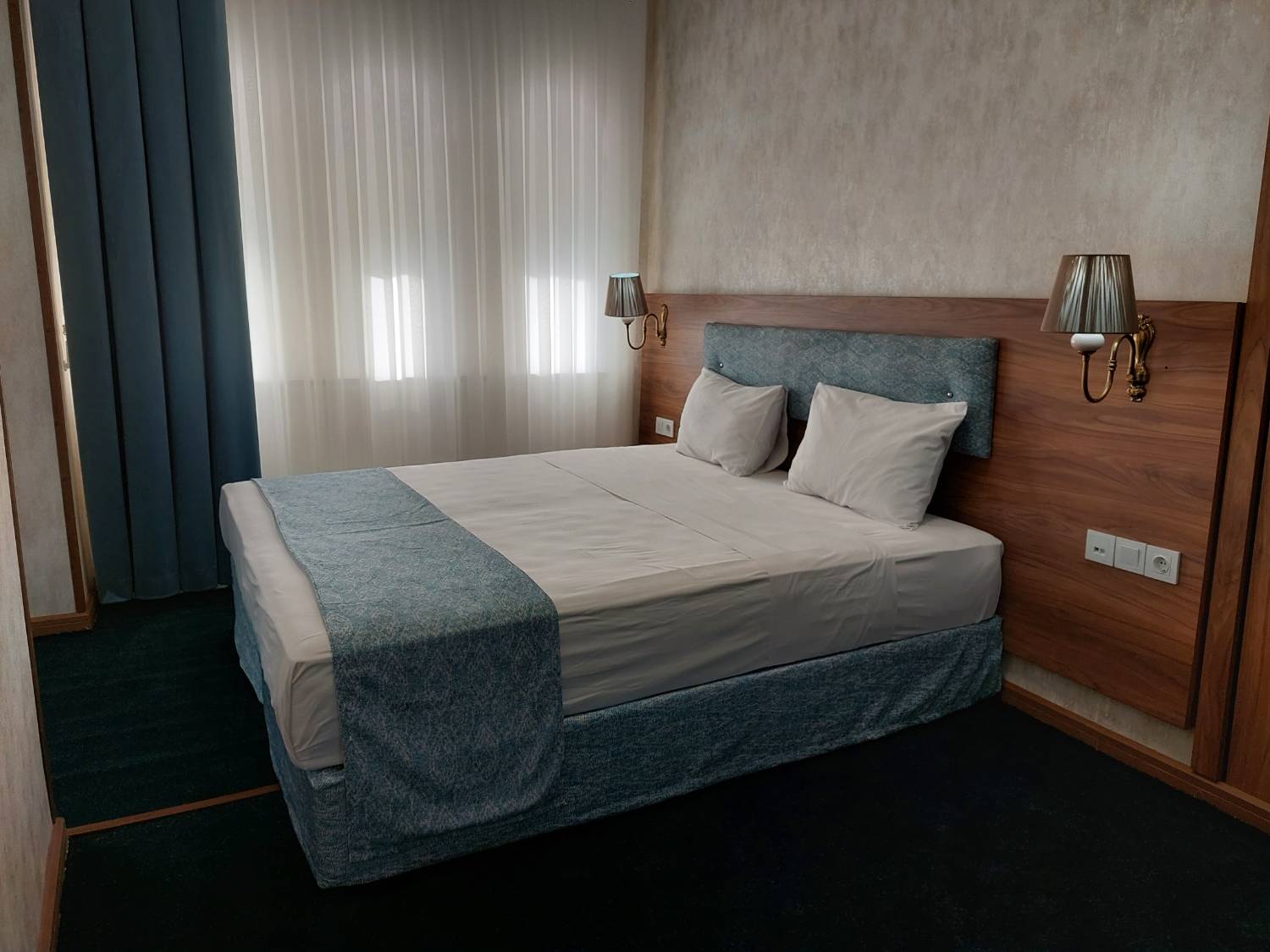 Parsian Buali Hotel