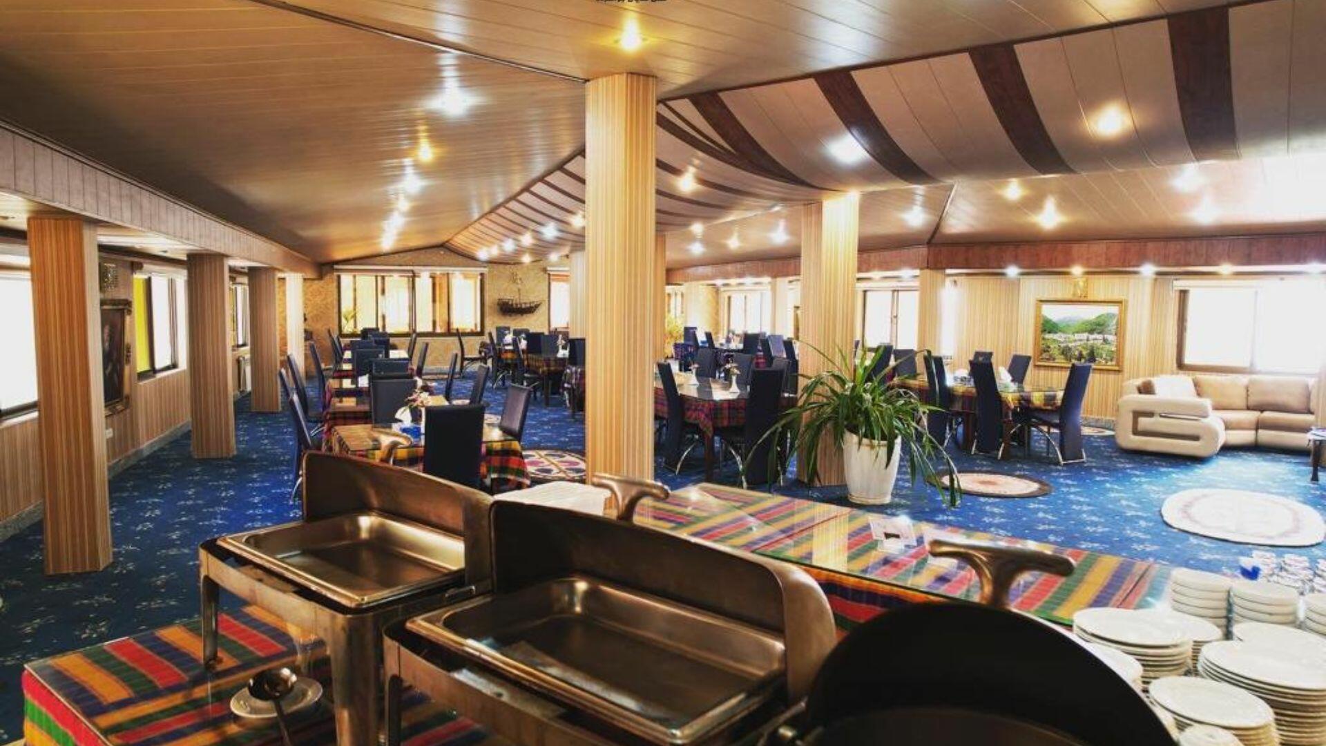 Shayan Hotel