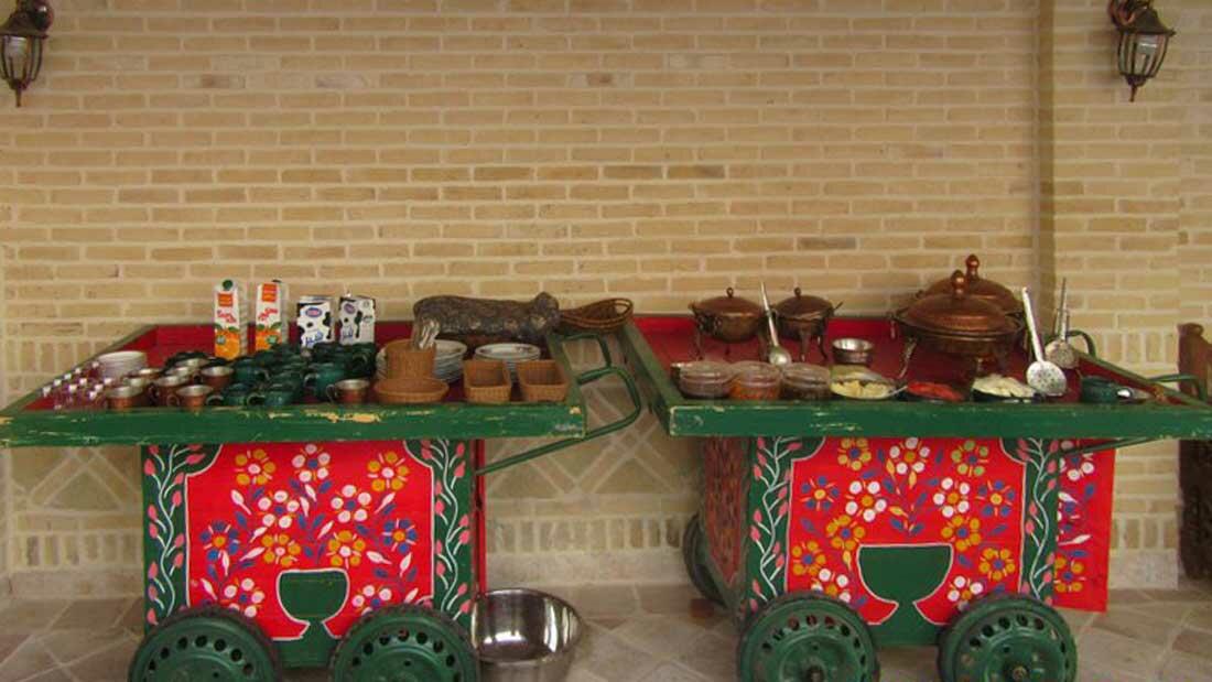 Dadamaan Traditional Hotel