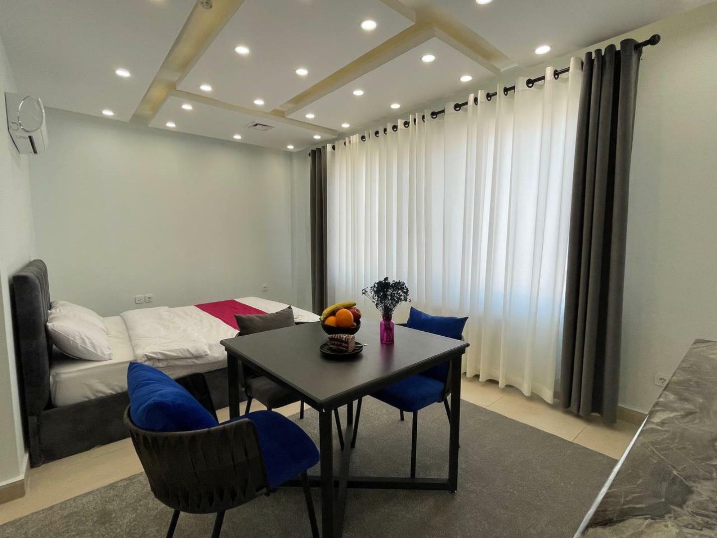 Orchideh Hotel