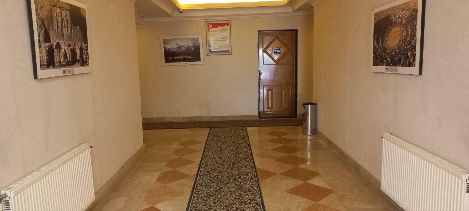 Sadra Hotel