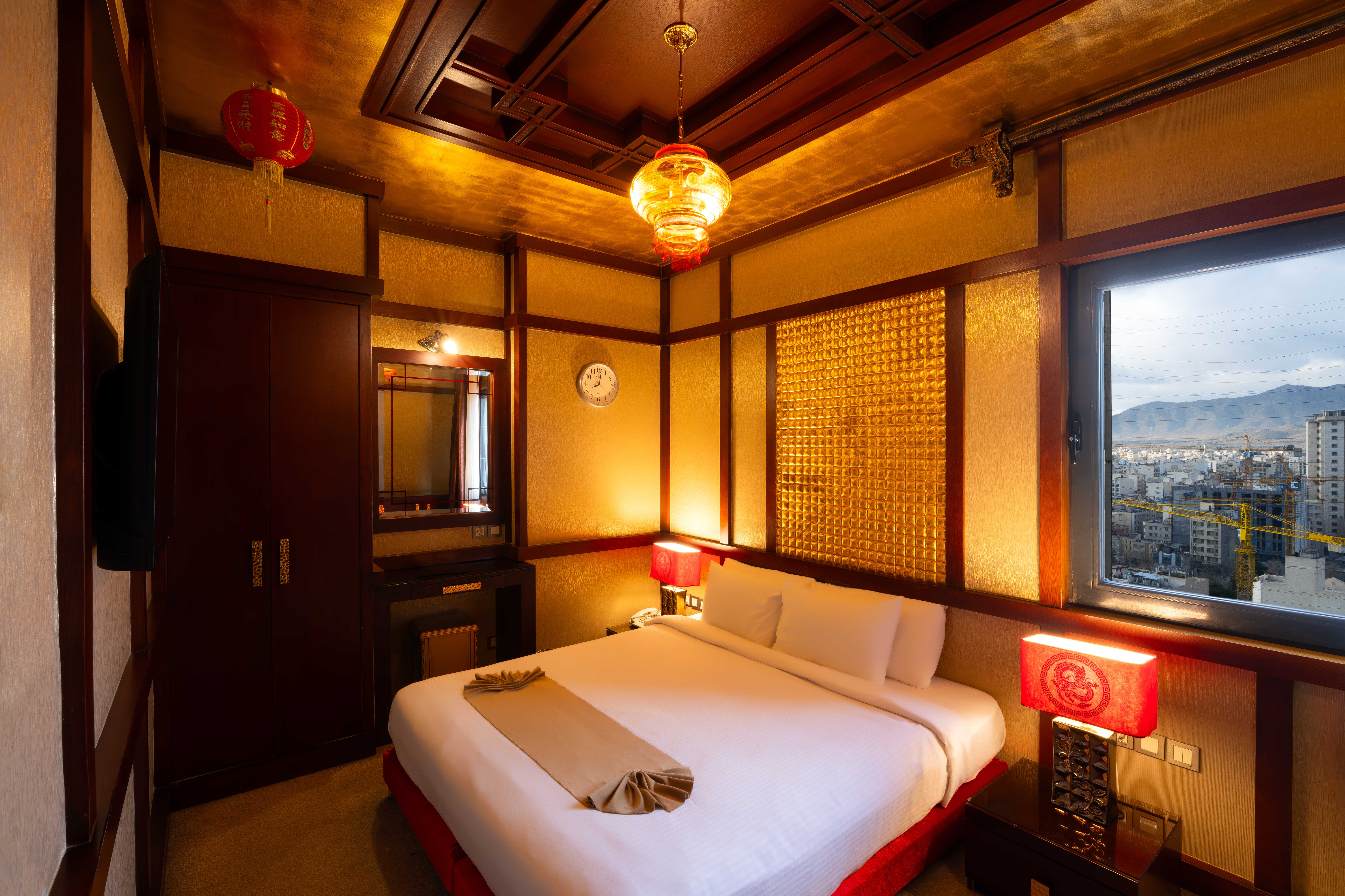 Darvishi Hotel