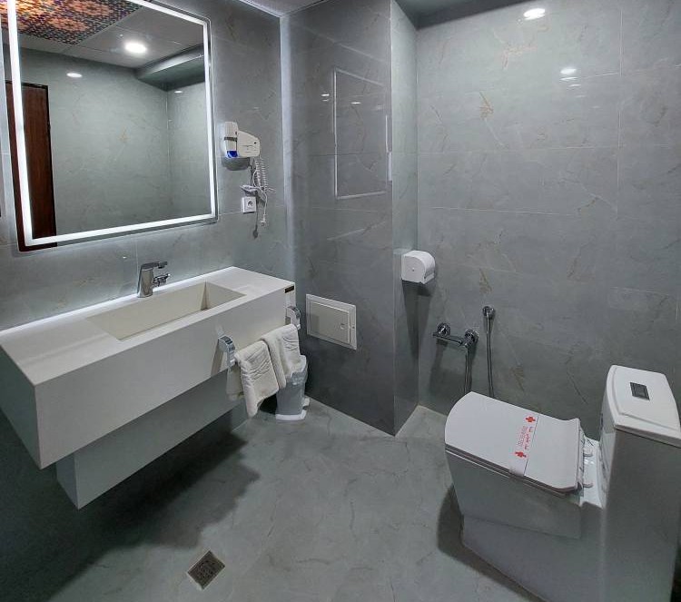 Parsian Buali Hotel