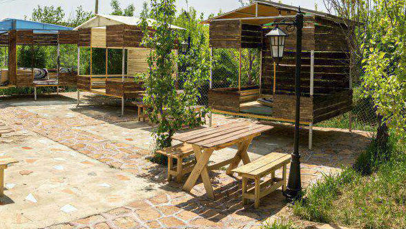 Dariush Hotel