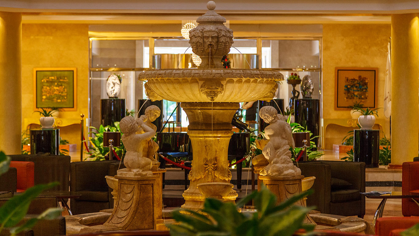 Marina Park Hotel