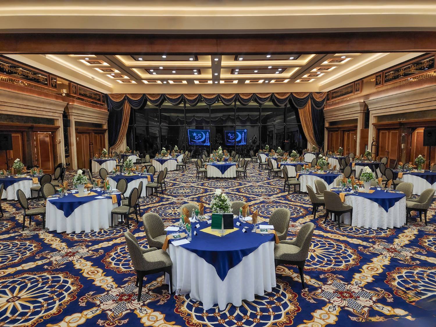 Darvishi Hotel