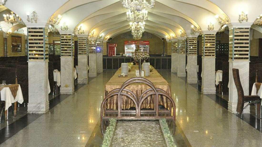 Jamshid Hotel