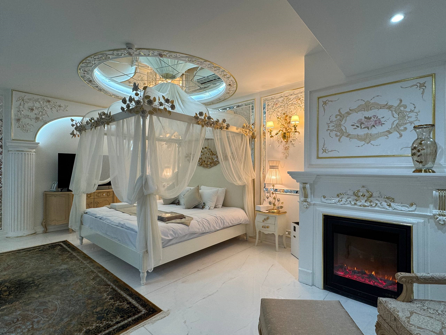 Ghasr International Hotel