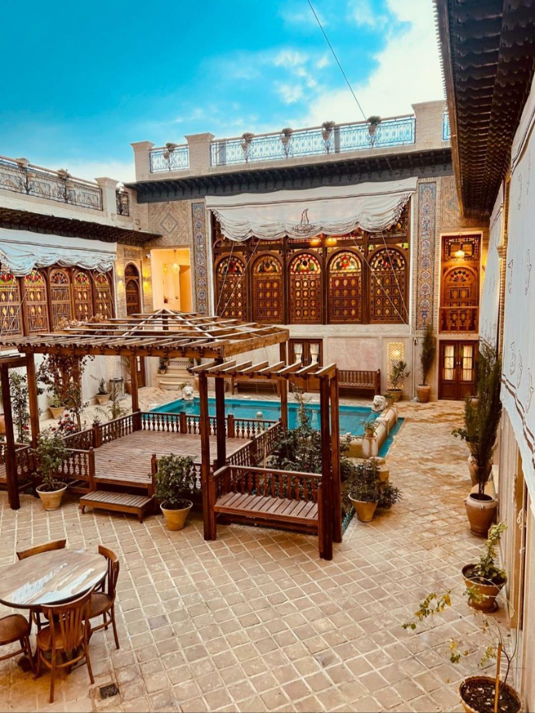Shams ol-Molouk Boutique Hotel