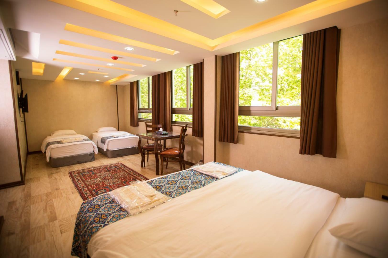 Esfahan Mani Hotel