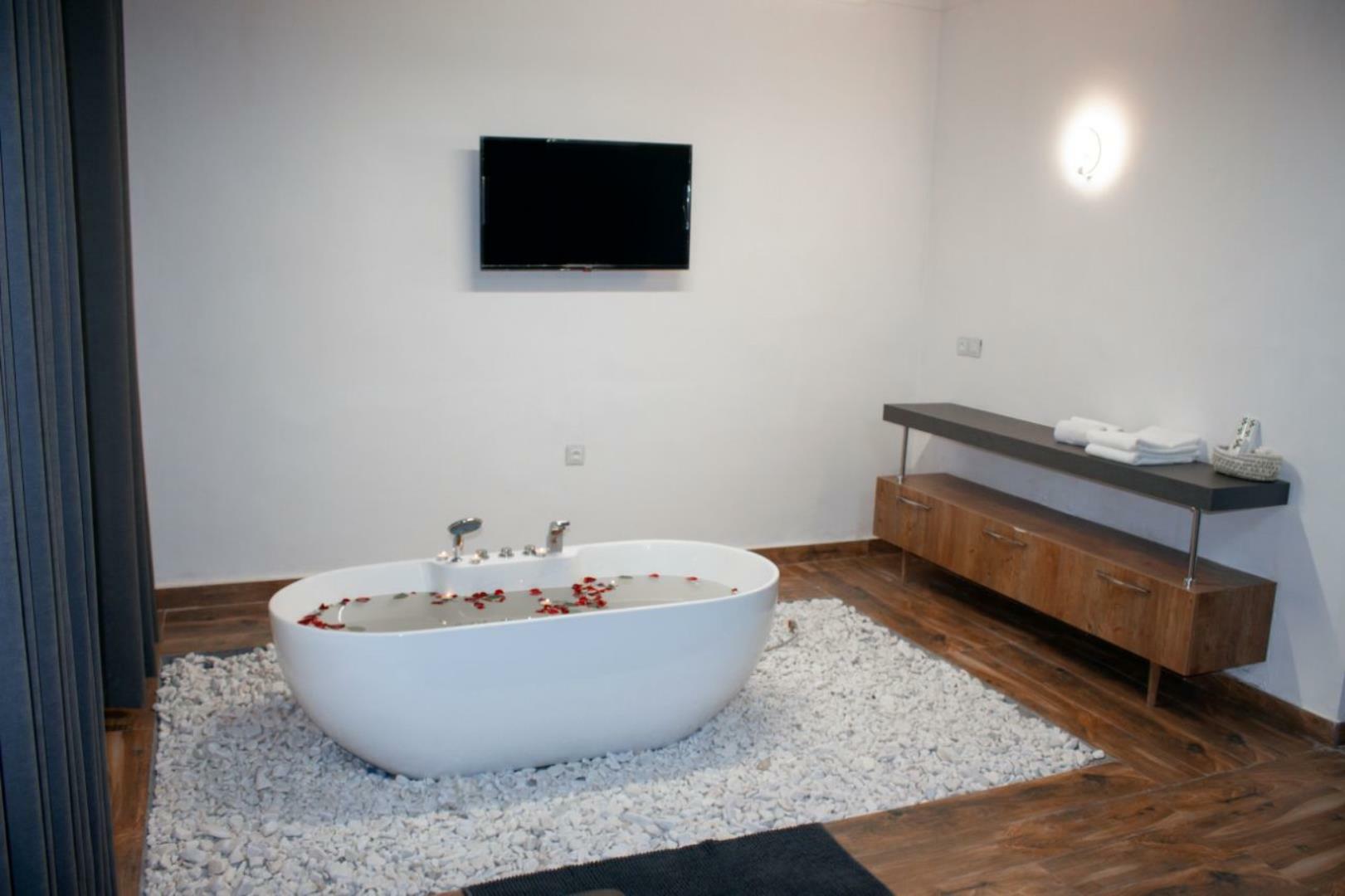 Kacha Boutique Hotel