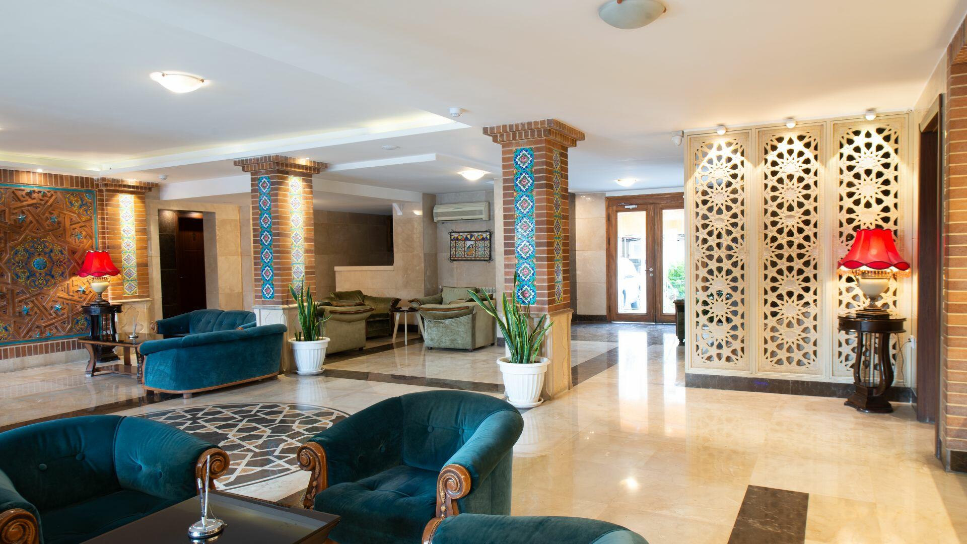 Arg Hotel