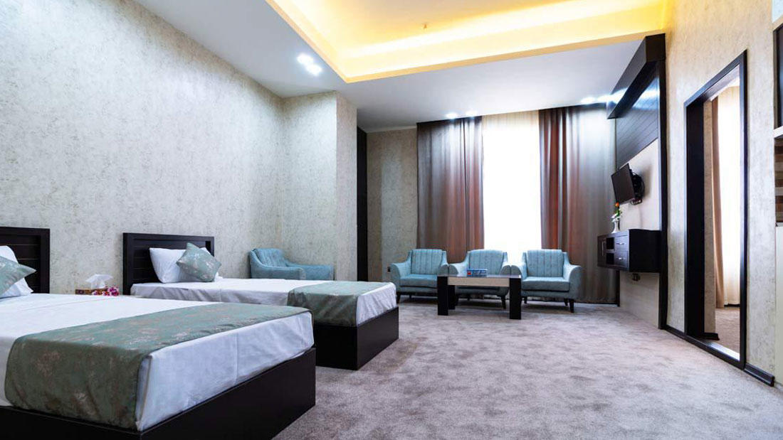 Narenjestan Hotel