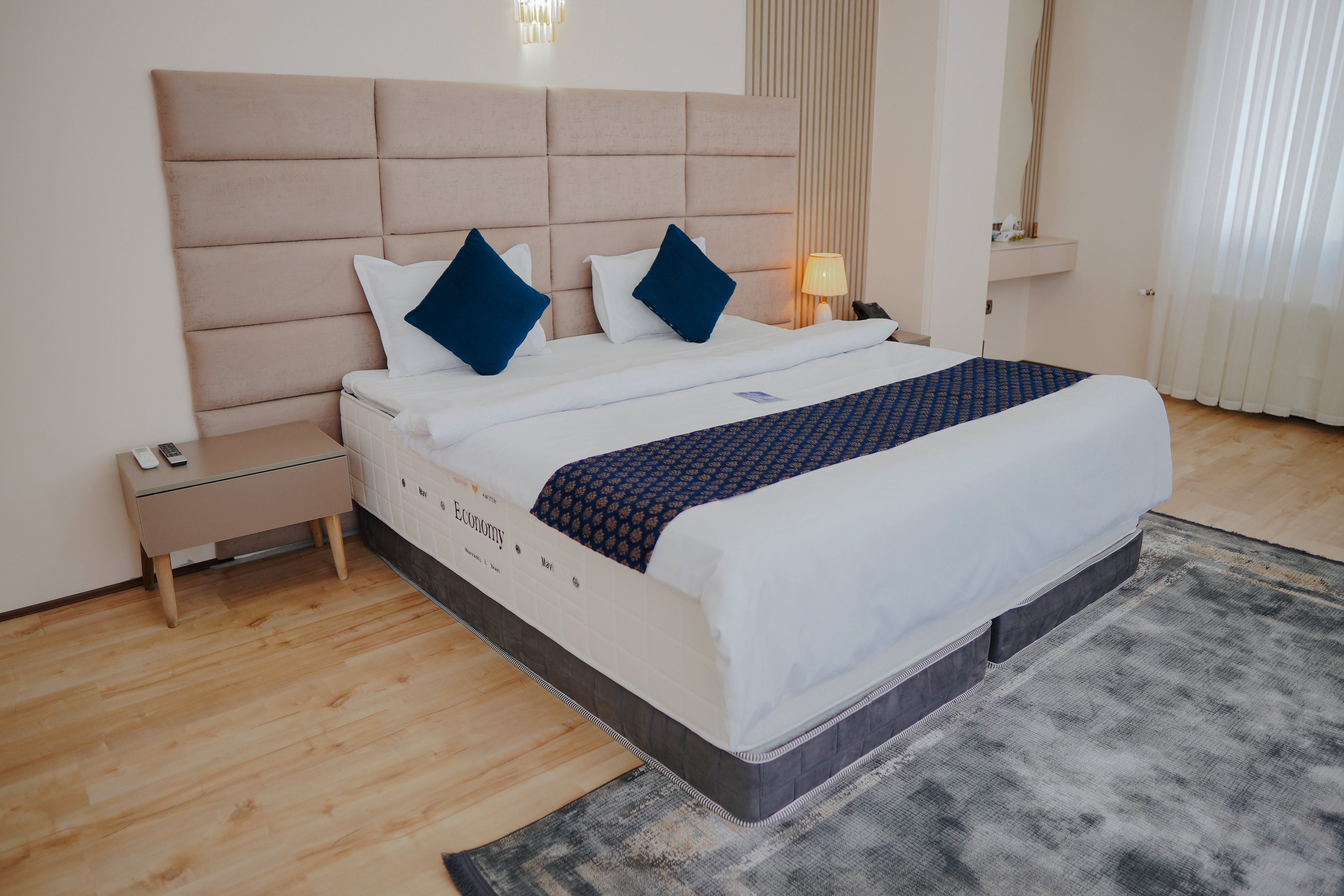Dariush Hotel