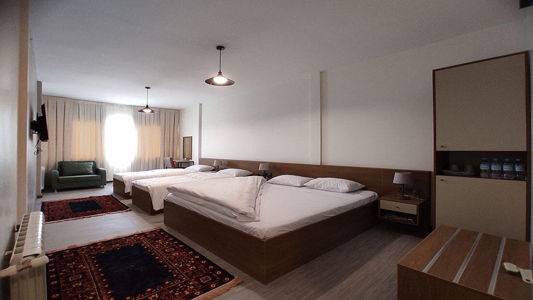 Shahryar Novin Hotel