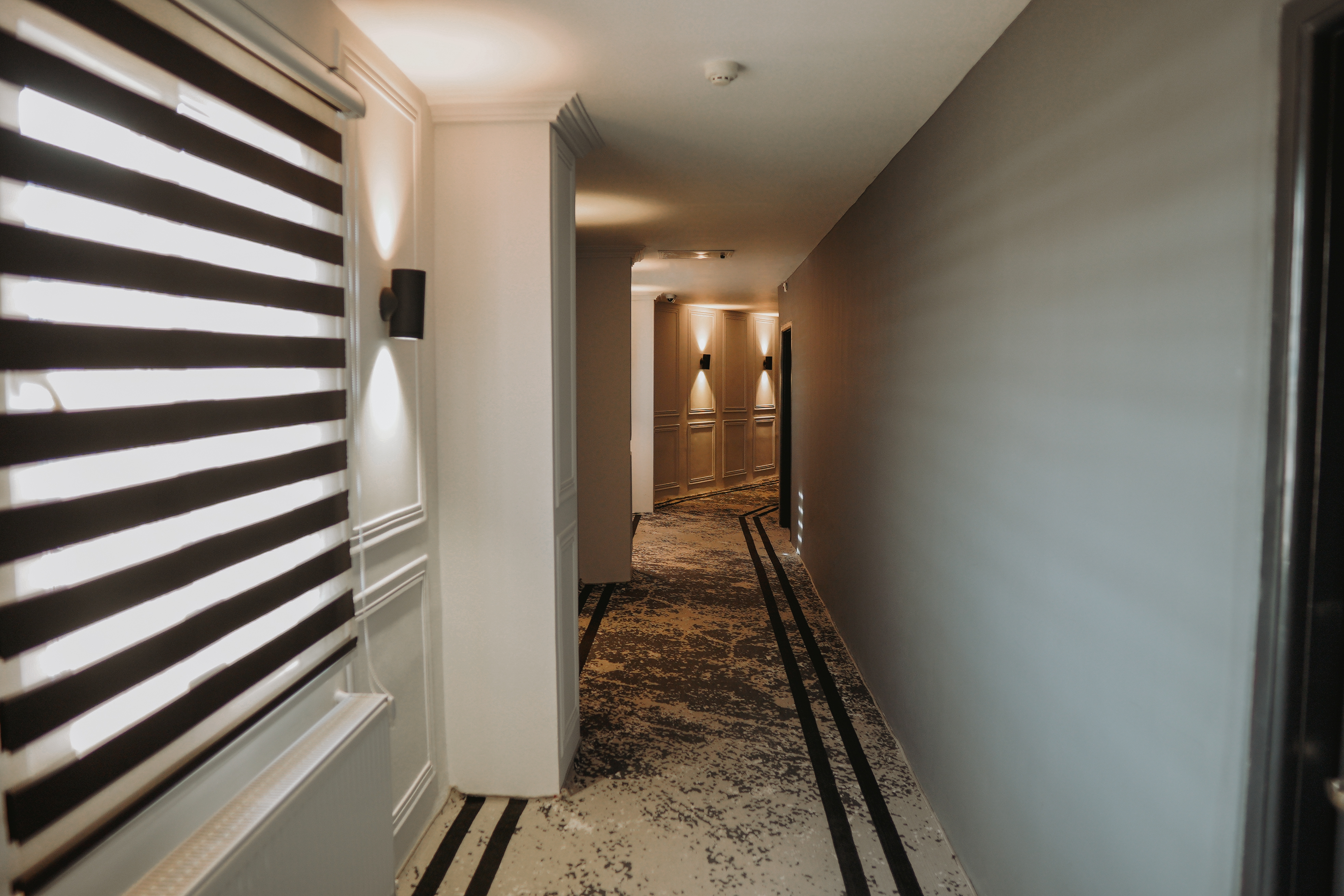 Dariush Hotel