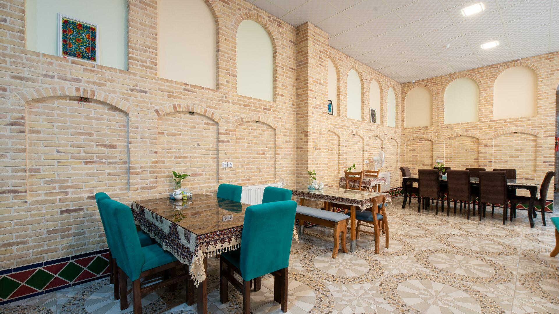 Darbari Hotel