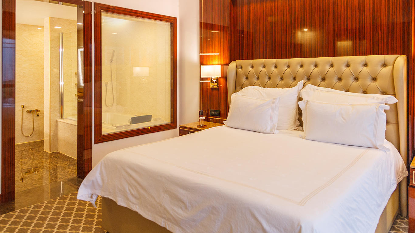 Dariush Grand Hotel