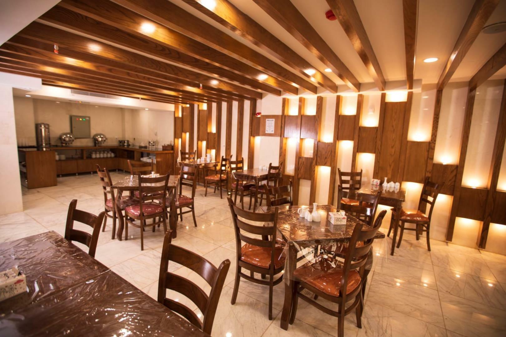 Esfahan Mani Hotel