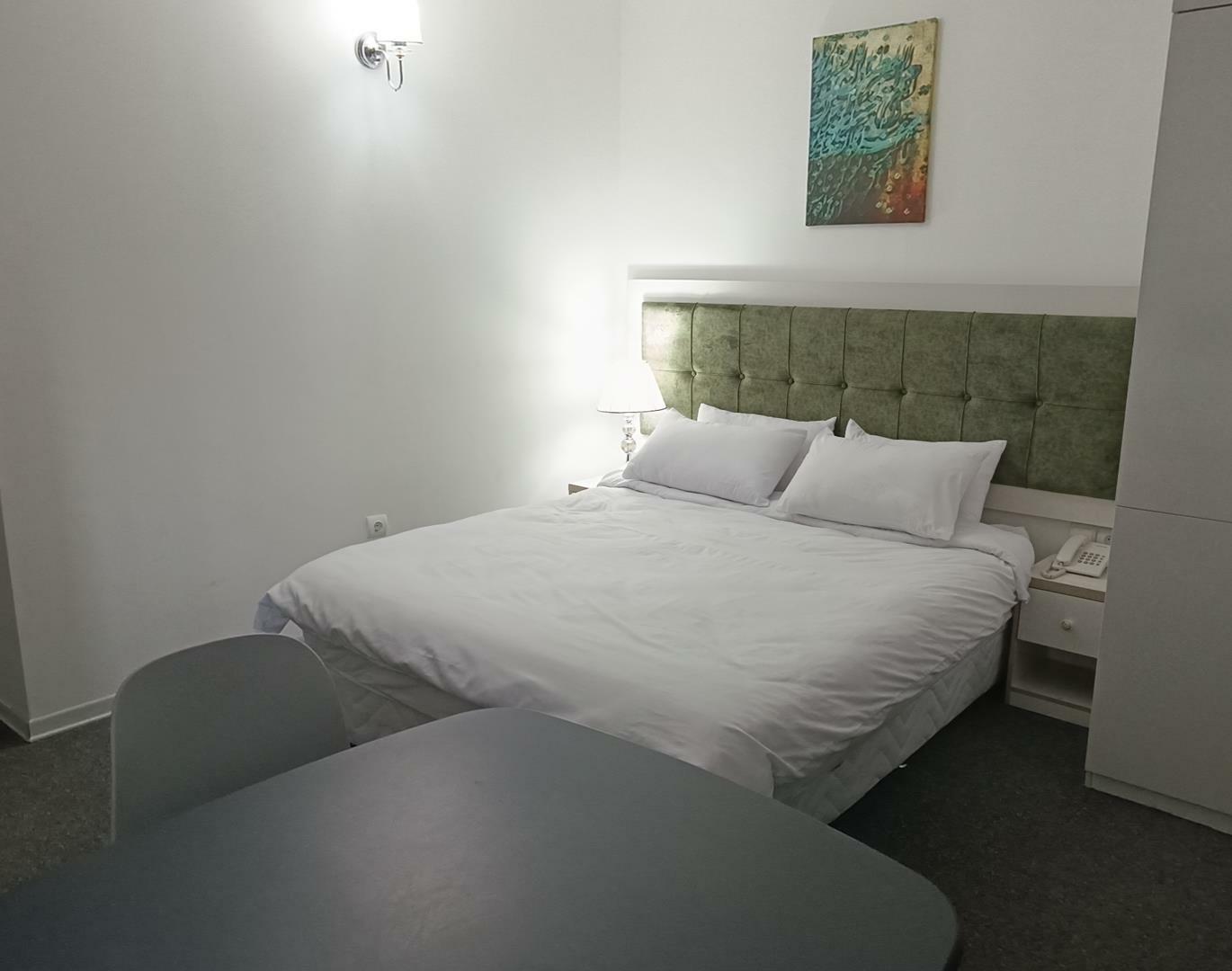 Rose Hotel
