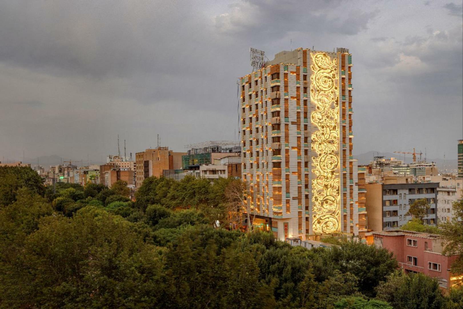 Tehran Royal Hotel