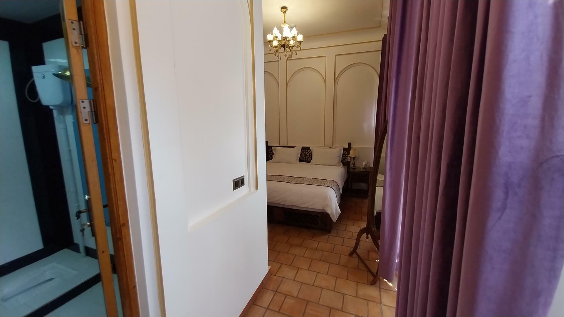 Sorkheyi Hotel