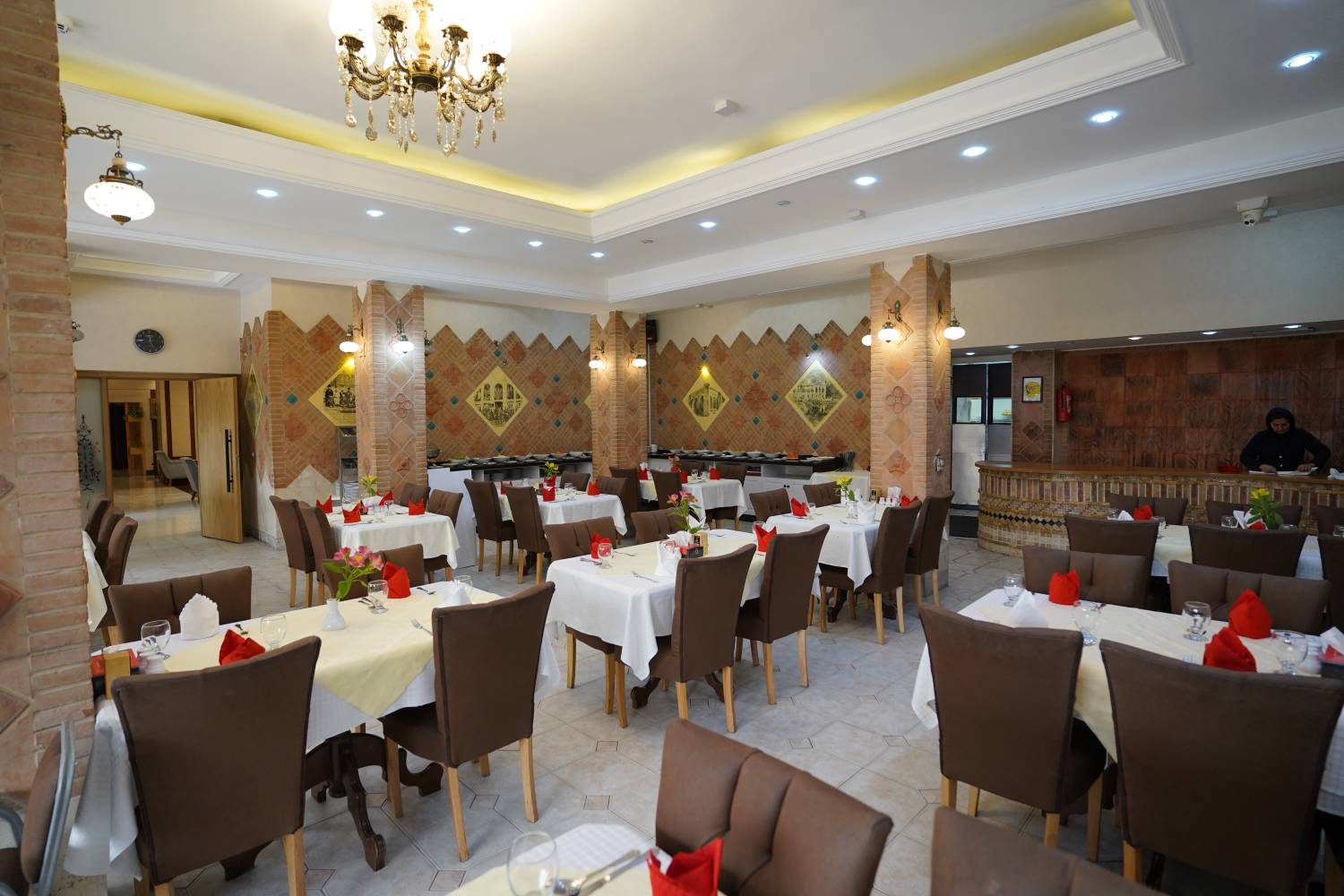 Park Saadi Hotel