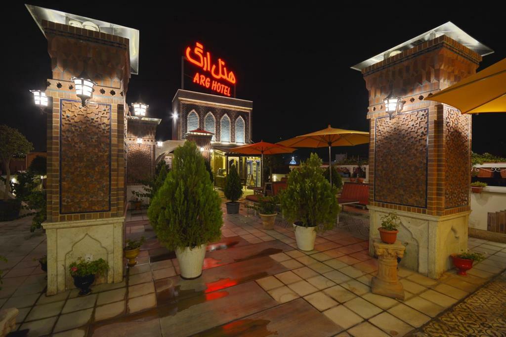 Arg Hotel