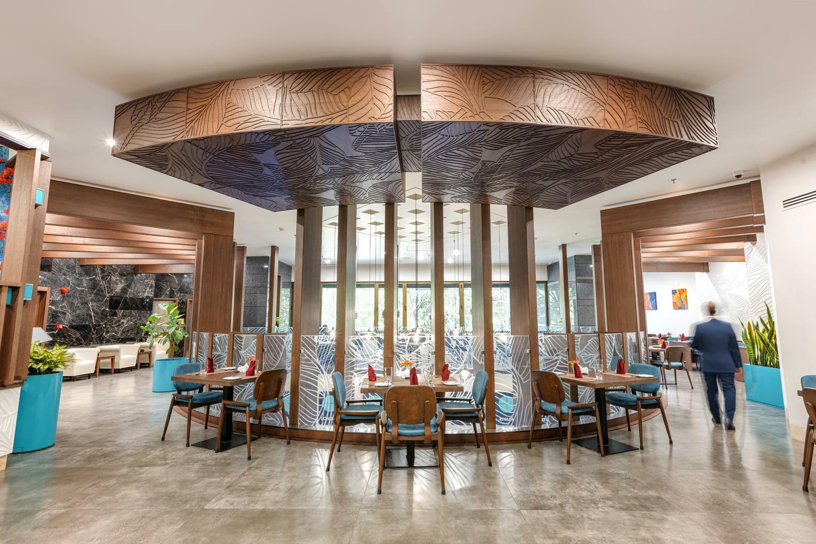 Tehran Royal Hotel