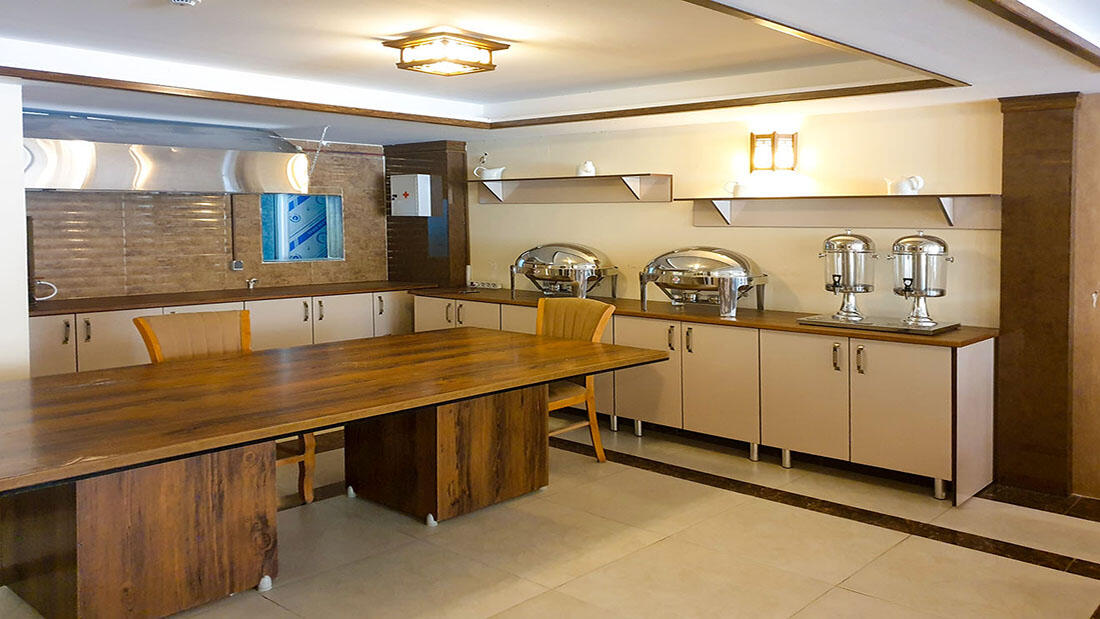 Setareh Villa Hotel