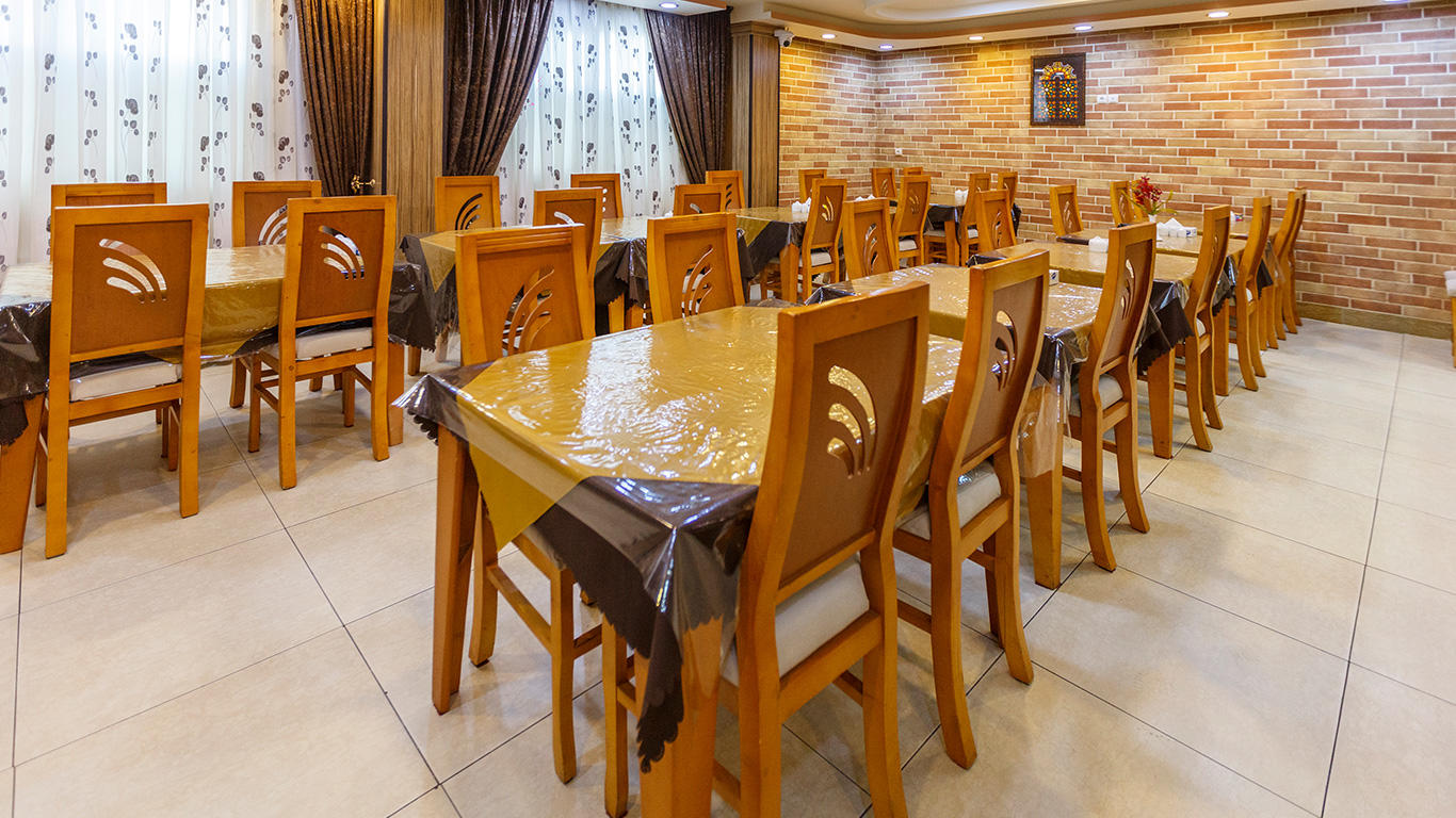Nasir Al Molk Hotel