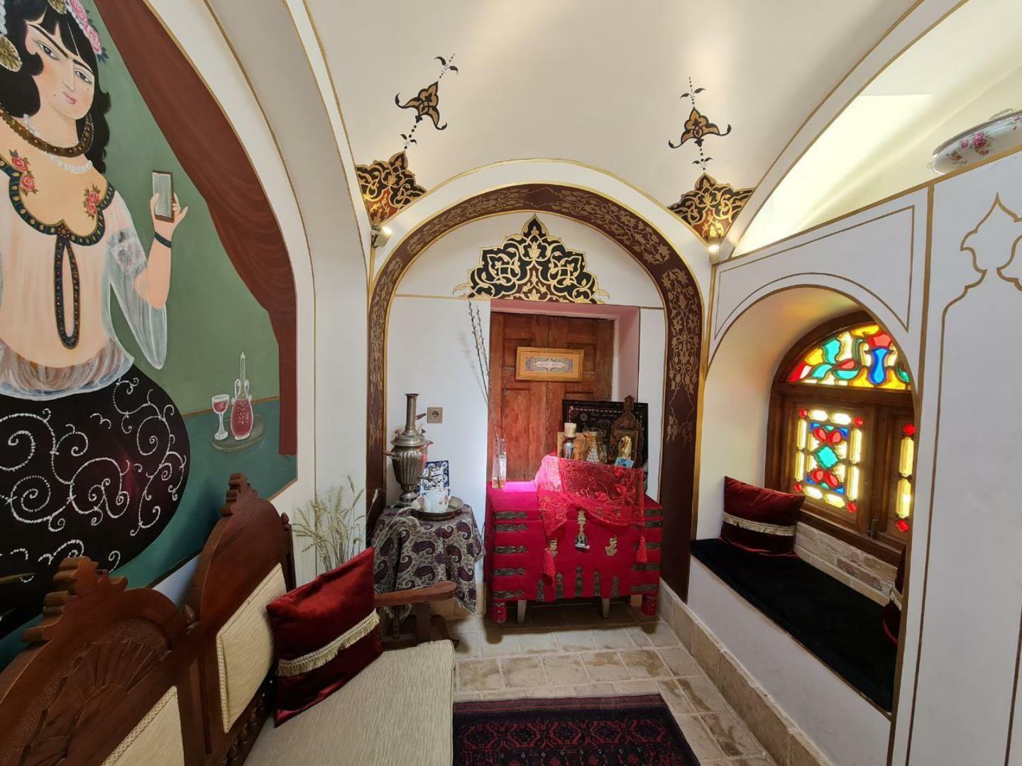 Hotel Tavousiyeh