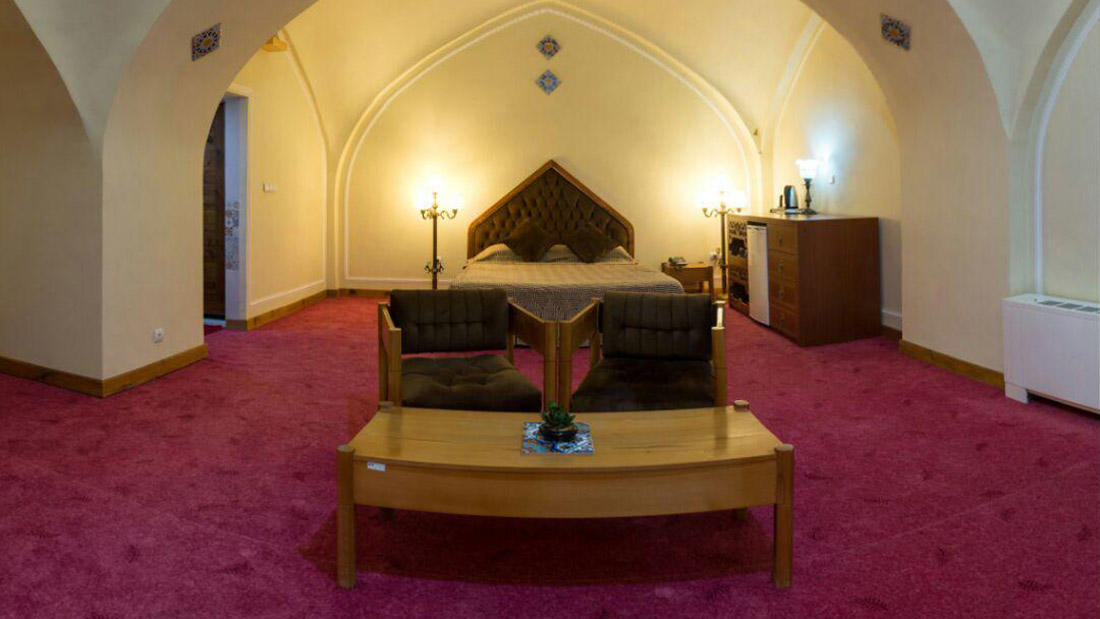 Laleh Bisotun Hotel