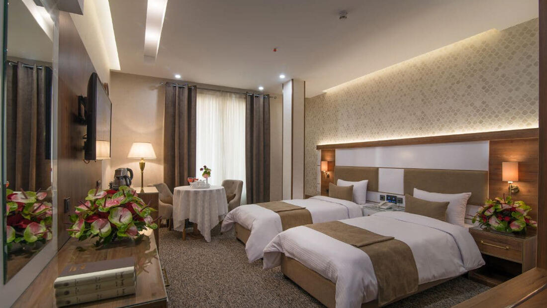 Valiasr Hotel