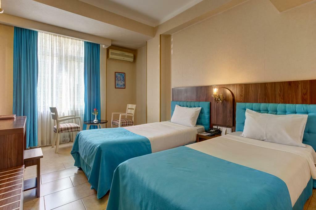 Arg Hotel