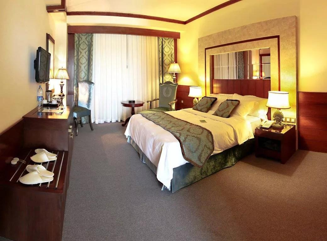 Darvishi Hotel