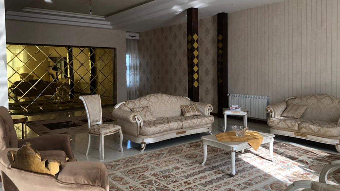 Aseman Shahr Hotel