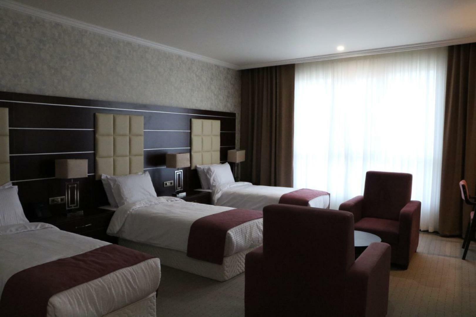 Diyako Palace Hotel