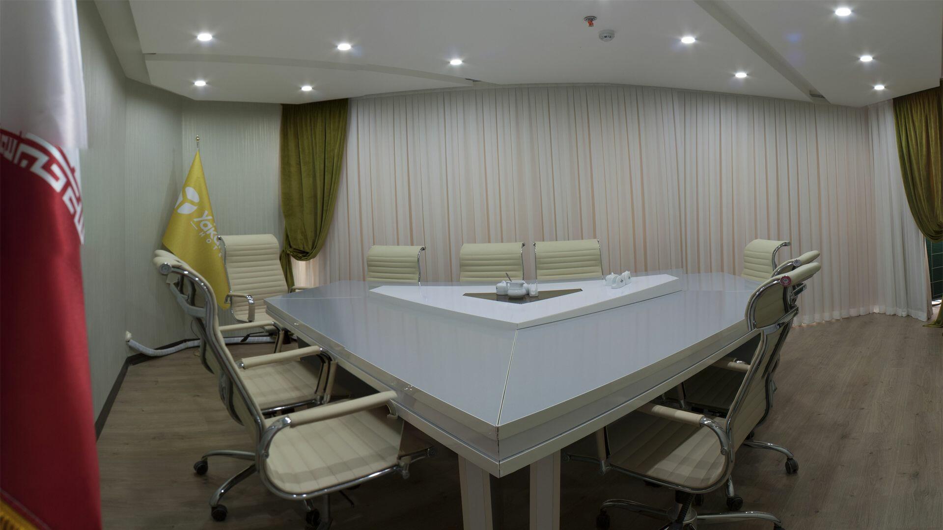 Yakamoz Hotel