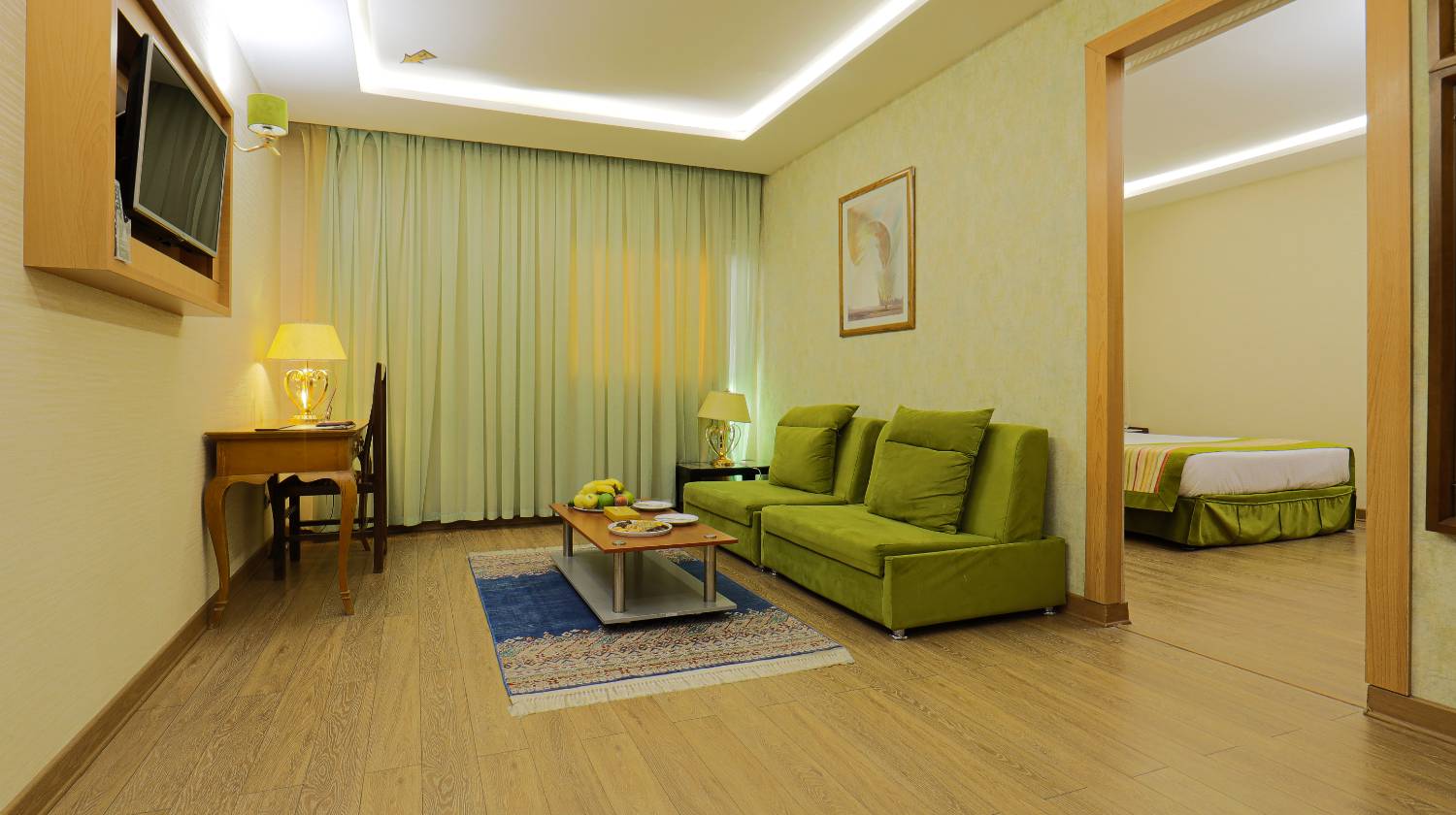 Parsian Ali-Qapu Hotel