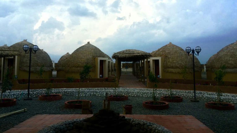 Parsian Ghaleganj Hotel