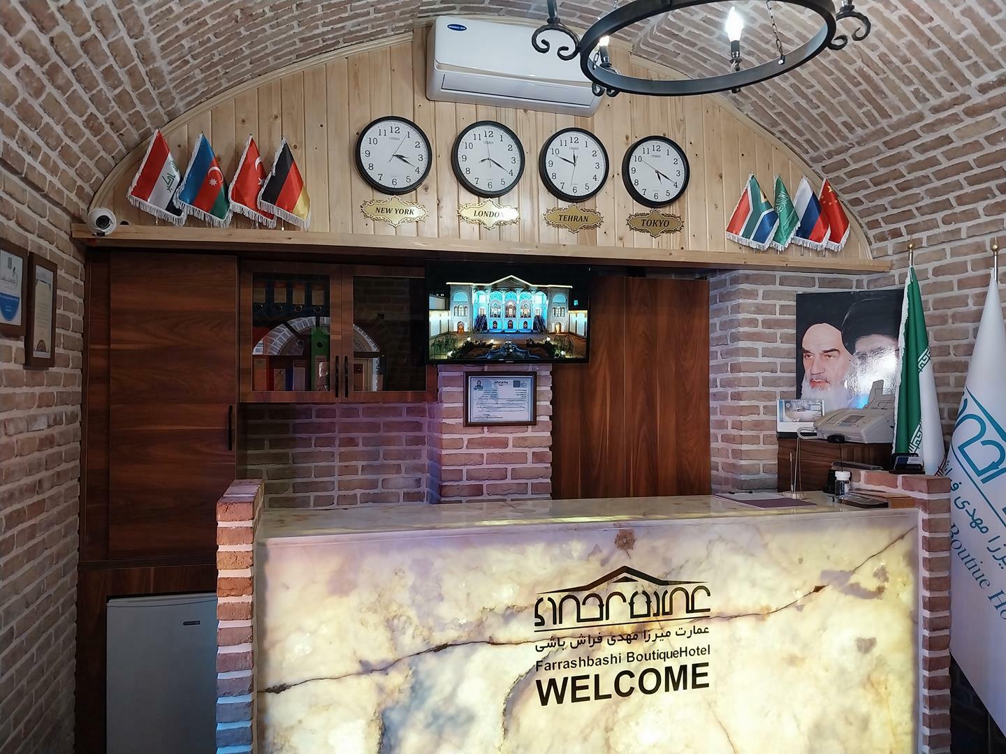 Sorkheyi Hotel