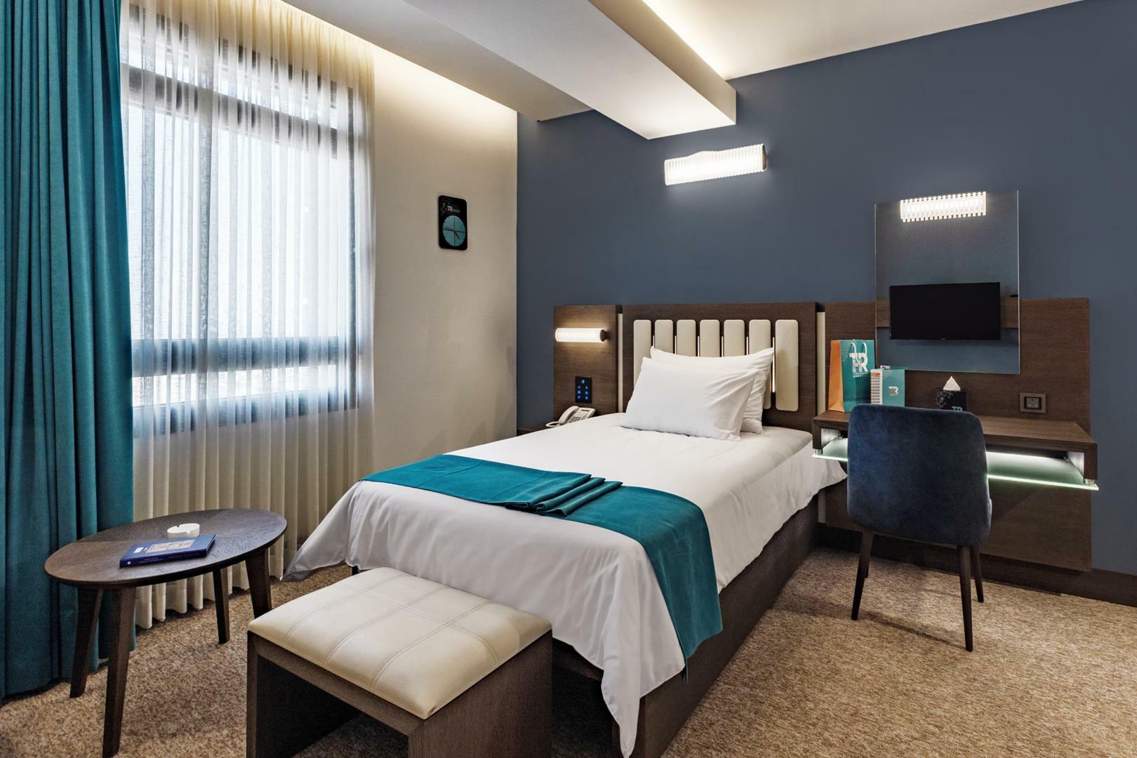 Tehran Royal Hotel