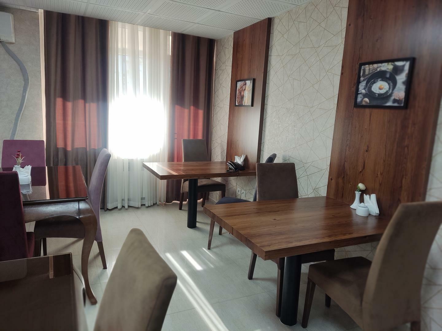 Marmar Hotel