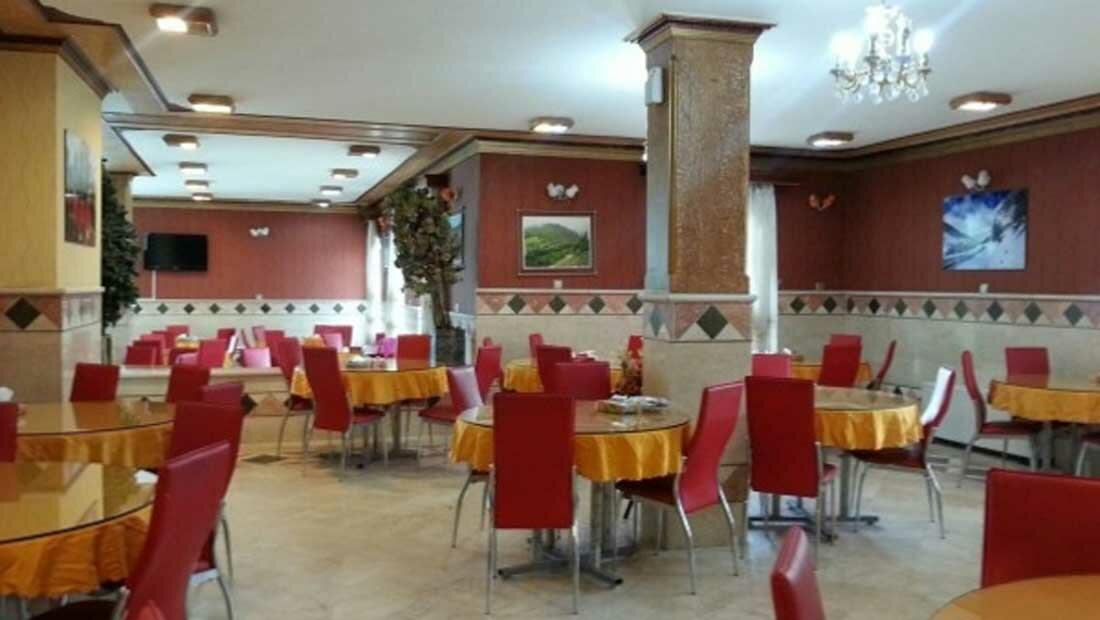 Ilam Zagros Hotel