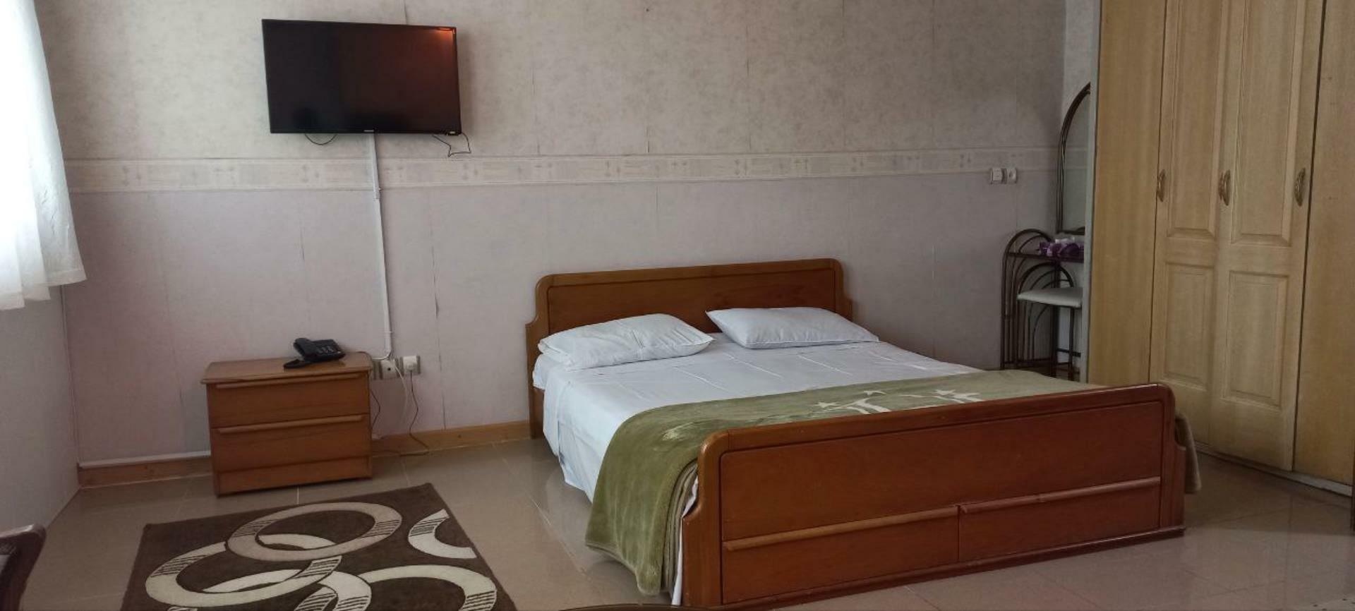 Sadra Hotel