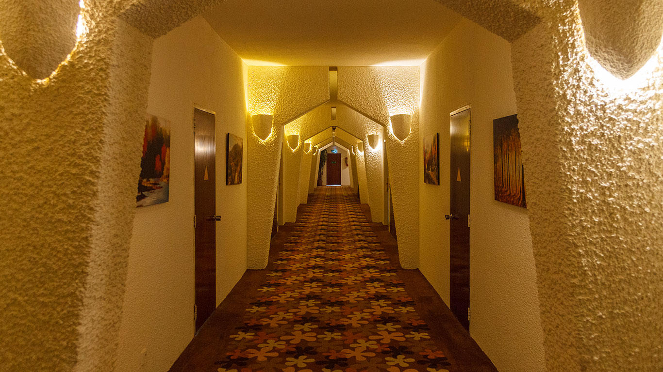 Shayan Hotel