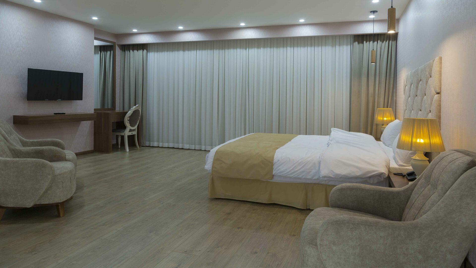 Yakamoz Hotel