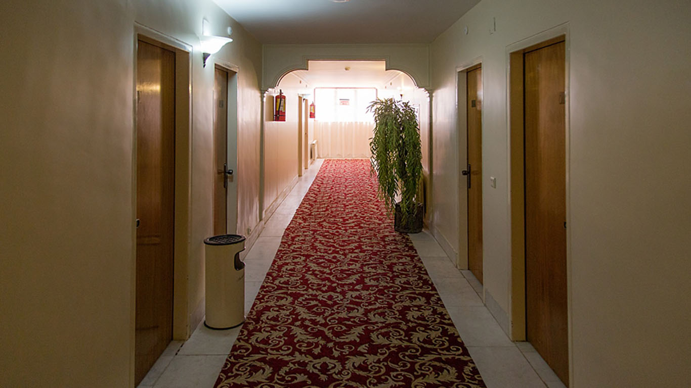 Bastam Tourist Hotel