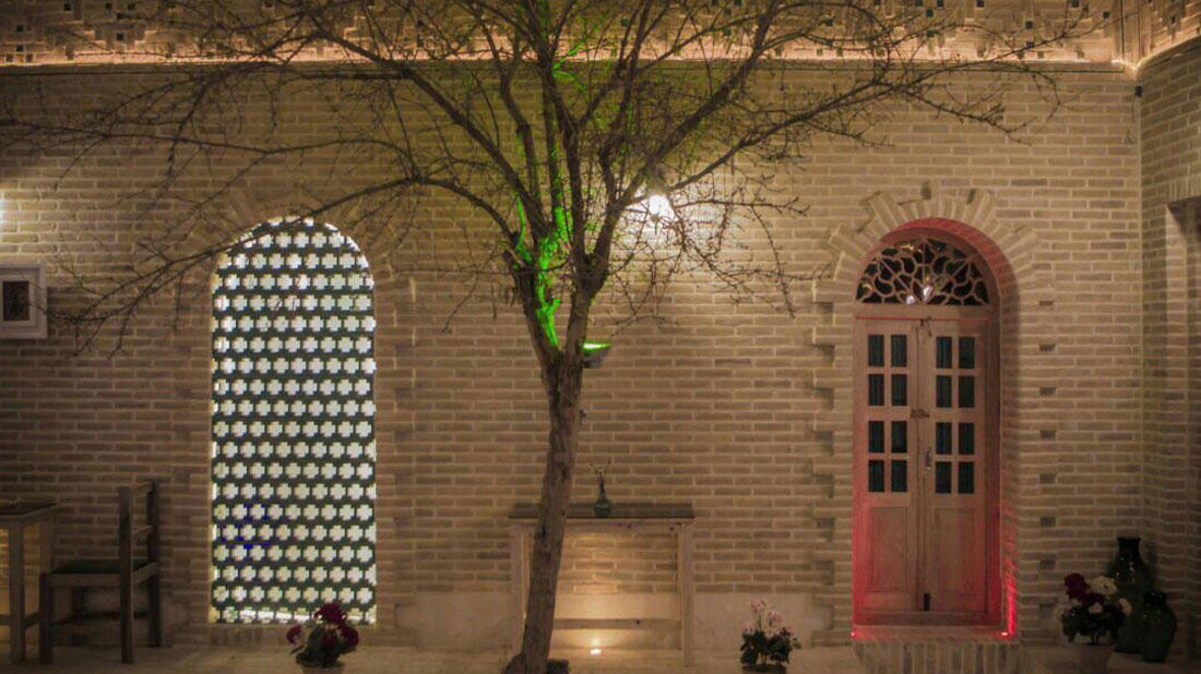 Shahbaz Hotel